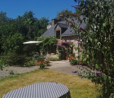 Evellys House | The Cherries Houehdeu