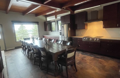 Gaastra House | The Chicagon Cove House