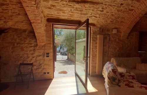 Panicale Apartment | THE CHICKEN co-op