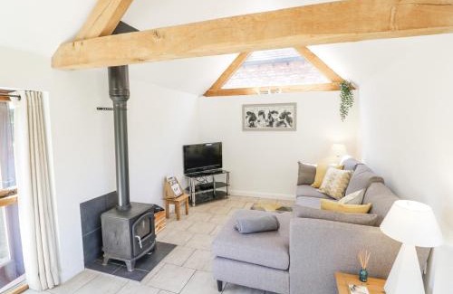 Uckington House | The Chicken Shed