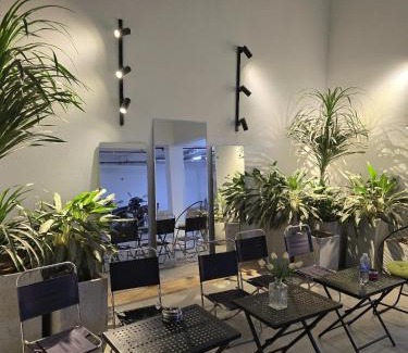 Cau Giay Apartment | The Chilling'N Homestay