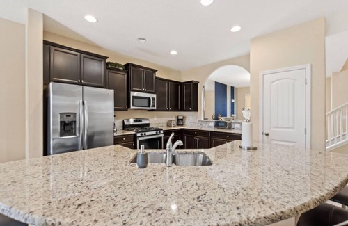 Loughman Cottage | The Cinehaven at Solterra by Shine Villas 407