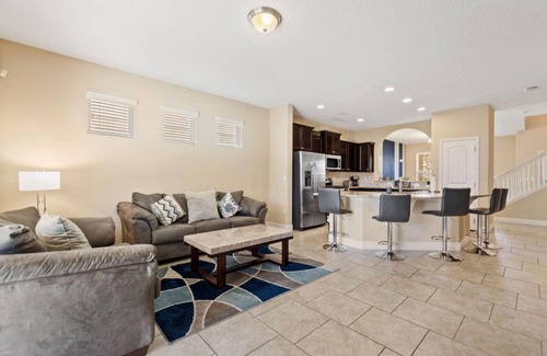 Loughman Cottage | The Cinehaven at Solterra by Shine Villas 407
