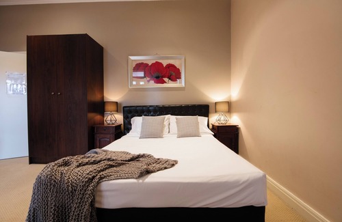 Inglewood Hotel | The Civic Hotel
