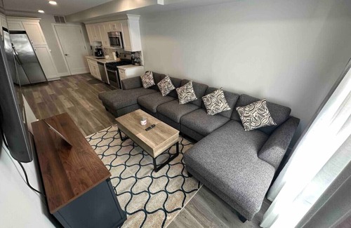 Paterson Apartment | The Classic Suite: 2BR close to NYC