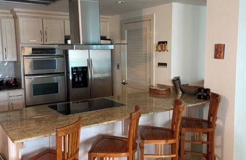 Sea Point Condo | The Cliffs 2BR 2.5BA Apt Private Beach Sleeps 5nLuxury Oceanfront Apartment