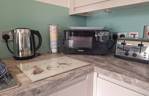 Meathop Cottage | THE COACH HOUSE AT BRACKENTHWAITE FARM, pet friendly in Arnside