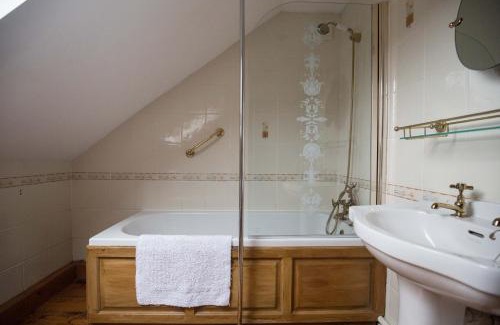 North Cornelly House | The Coach House
