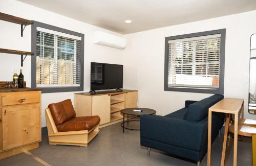 Lakeside Park Hotel | The Coachman Hotel