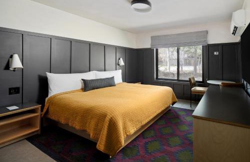 Lakeside Park Hotel | The Coachman Hotel