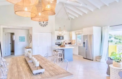 Oyster Pond Condo | The Coastal Condo: Beautiful Luxury 3 Bed 2.5 bath