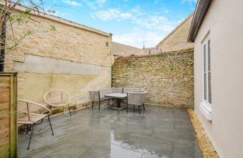 Lechlade House | The Colleys
