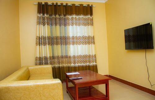 Tanga Apartment | The Connected Living Lodge with AC ,Wi-Fi and Netflix