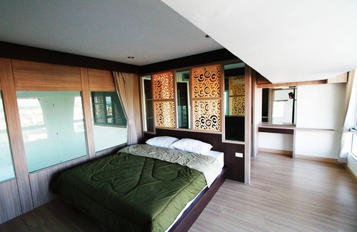 Pluak Daeng Hotel | The Contrast i Hotel
