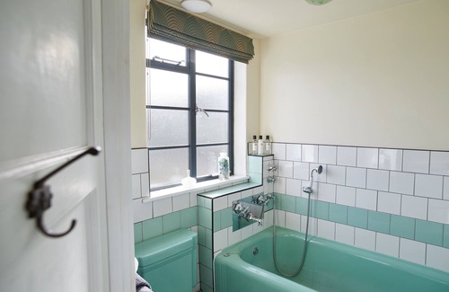 Walsingham Bed & Breakfast | The Control Tower Vegetarian B&B
