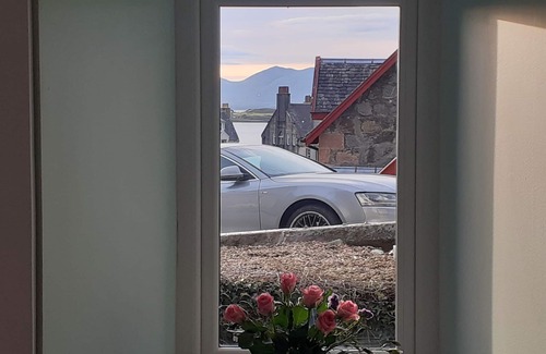 Oban Apartment | The Coorie Inviting 1-bed Apartment in Oban