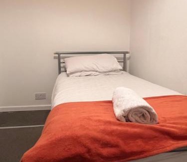 Winchester House | The Coral Guest House 1 Mile from Winchester Market