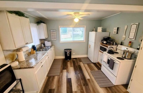 Portage House | The Cottage At Long Lake