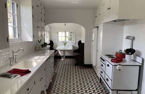 Eagle Cottage | The Cottage at Riverbend HGTV reno w/Boise Boys!