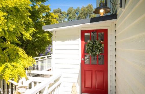 North Narooma House | The Cottage