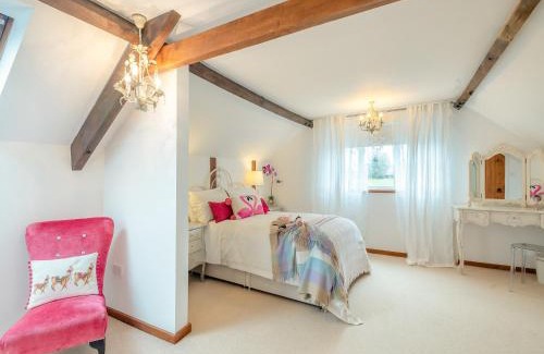 Norwich House | The Cottage