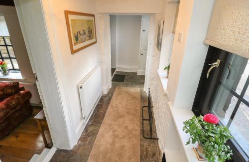 Hoylandswaine House | The Cottage
