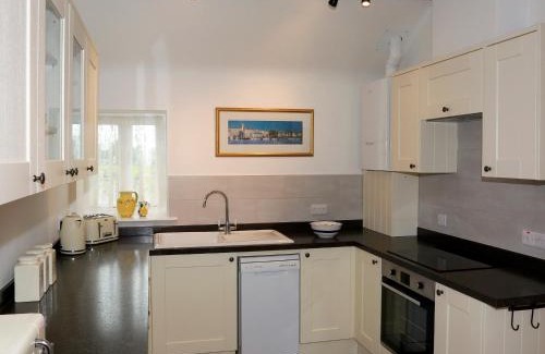 Blackford House | The Cottage