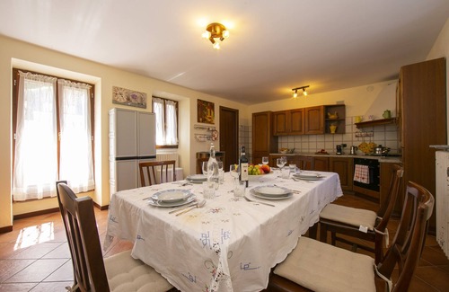 Baveno Villa | The Cottage on the Lake, Baveno, Italy