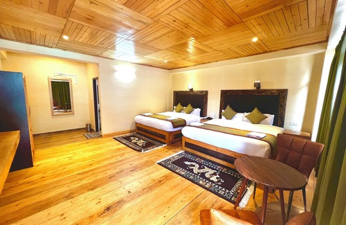 Lachung Hotel | The Country House