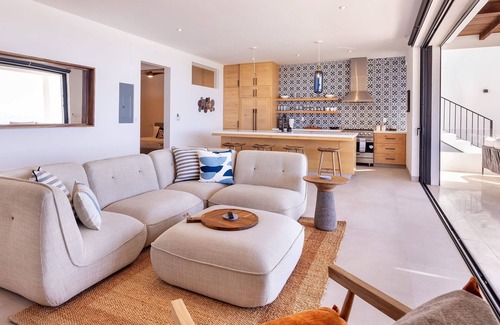 Cerritos Resort | The Cove at Cerritos