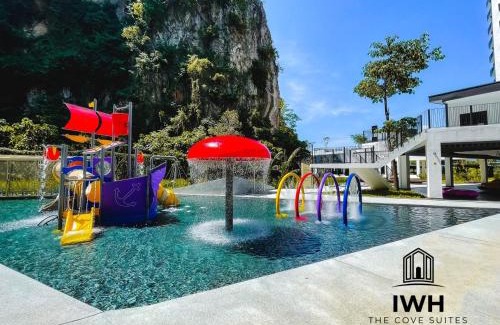 Hulu Kinta Apartment | The Cove Duplex 13pax 3Br 4bathroom 2parking by IWH Suites