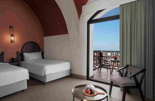 Ras Al Khaimah Resort | The Cove Rotana Resort - Ras Al Khaimah