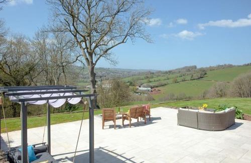 Tiverton House | The Cow Shed