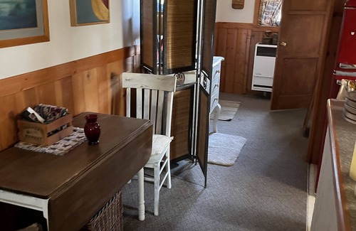 Pine Cove Apartment | The Cowboy Casa - Idyllwild Western Time Capsule