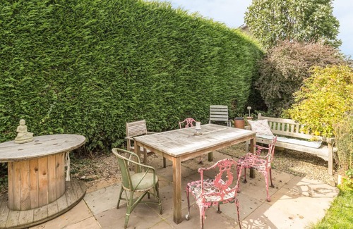 Horsley Cottage | THE COWSHED, family friendly, character holiday cottage in Horsley