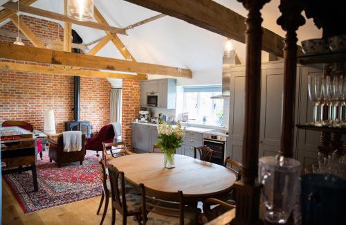 Hythe House | The Cowshed Port Lympne
