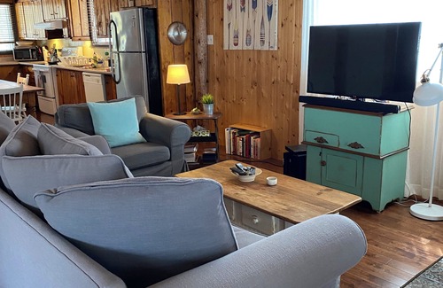 Mandeville Ski Chalet | The cozy lakeside chalet!