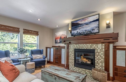 Dupont Villa | The Craftsman’s Garden House