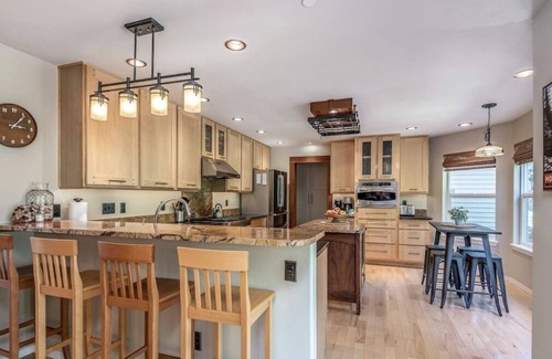 Dupont Villa | The Craftsman’s Garden House