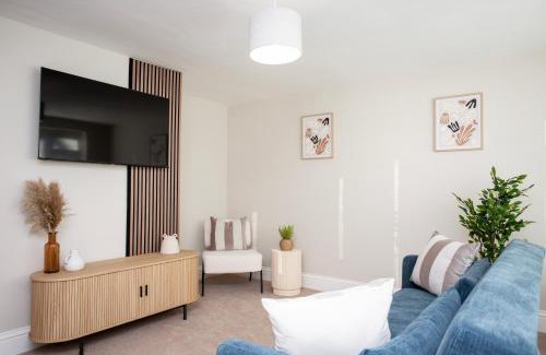 Birtley House | The Crathie Wifi Parking Vacant Nests