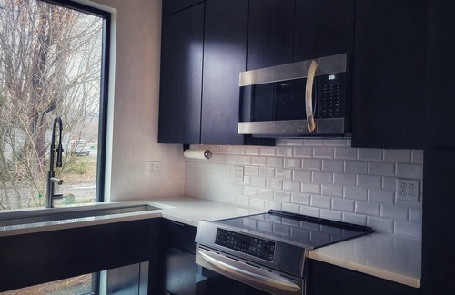 Town of White Creek Cottage | The Crik House: Modern digs, American farm country