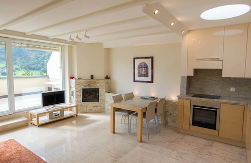 Leukerbad Apartment | The Cristal apartment house is situated in a quiet, sunny and central location