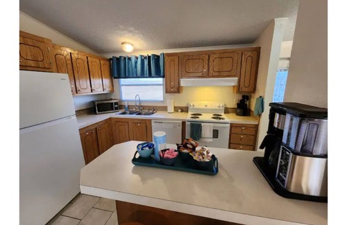 Valle De Oro Cabin | The Curious Cow Cabin - *Pet Friendly, *No Chores