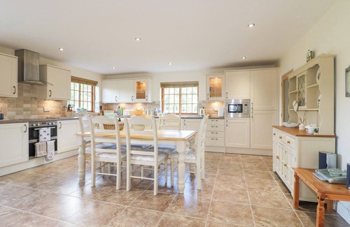 Eastwood Cottage | THE DAIRY, family friendly, with open fire in Eastwood