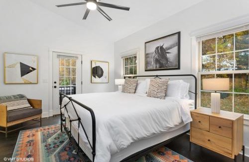 Union Pier House | The Dakota