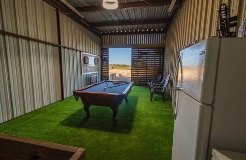 New Braunfels House | The Dam Ranch · The Dam Ranch | Country Living + Modern Amenities