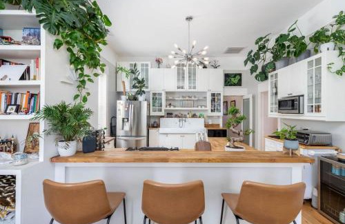 Lower Avenues House | The Dapper Digs - Historic Aves