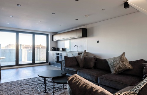 Selby House | The Deer View luxury, cosy stay in rural setting surrounded by natural farm land