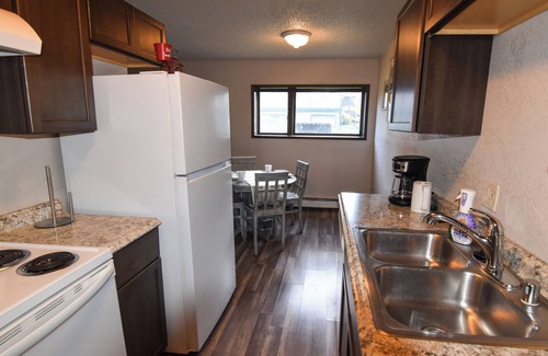 University Area Apartment | The Denali Nook in UMED District & University prk!