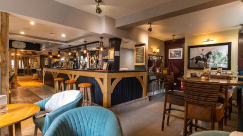 Lower Wick Hotel | The Dewdrop Inn